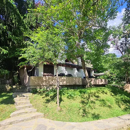 Rezort Polonezkoey Country Club & In The Wildlife Park!