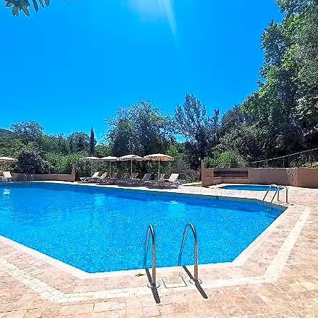 Polonezkoey Country Club & In The Wildlife Park! 度假村 3*