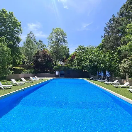 Polonezkoey Country Club & In The Wildlife Park! Курортный комплекс